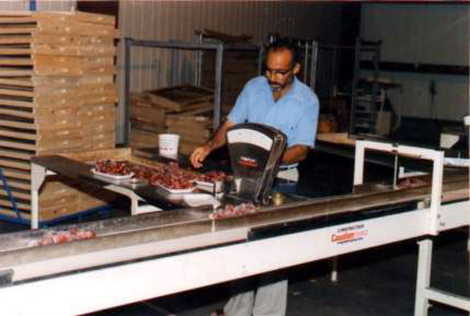 Filling/weighing small packs