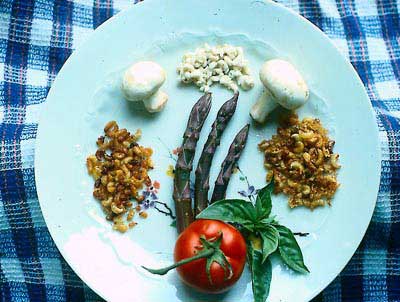 Honeybee larvae prepared as appetizer in three different ways (from left to right): fried with garlic, boiled  and fried in oil after covering with flour.