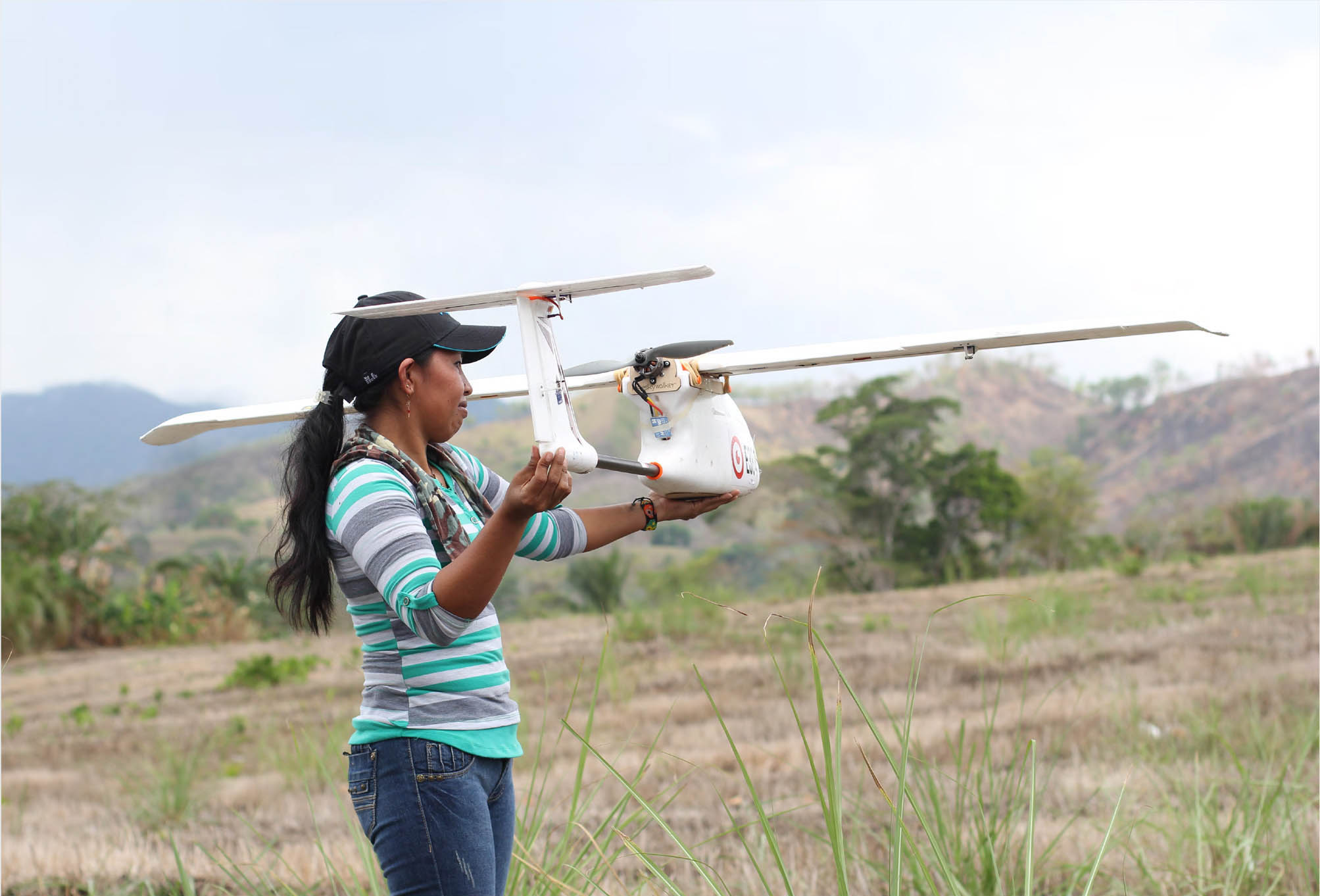 SOURCE: FAO. 2018. e-Agriculture promising practice – Drones for community monitoring of forest. Rome. 12 p. (également disponible à l’adresse suivante: https://www.fao.org/publications/card/en/c/I8760EN/). ©FAO